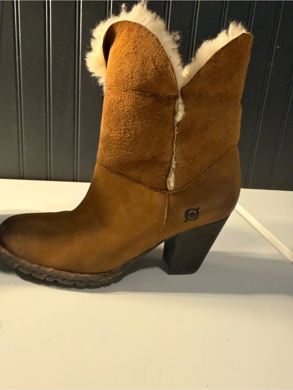 Born Women Boots 6.5 Suede Leather Winter